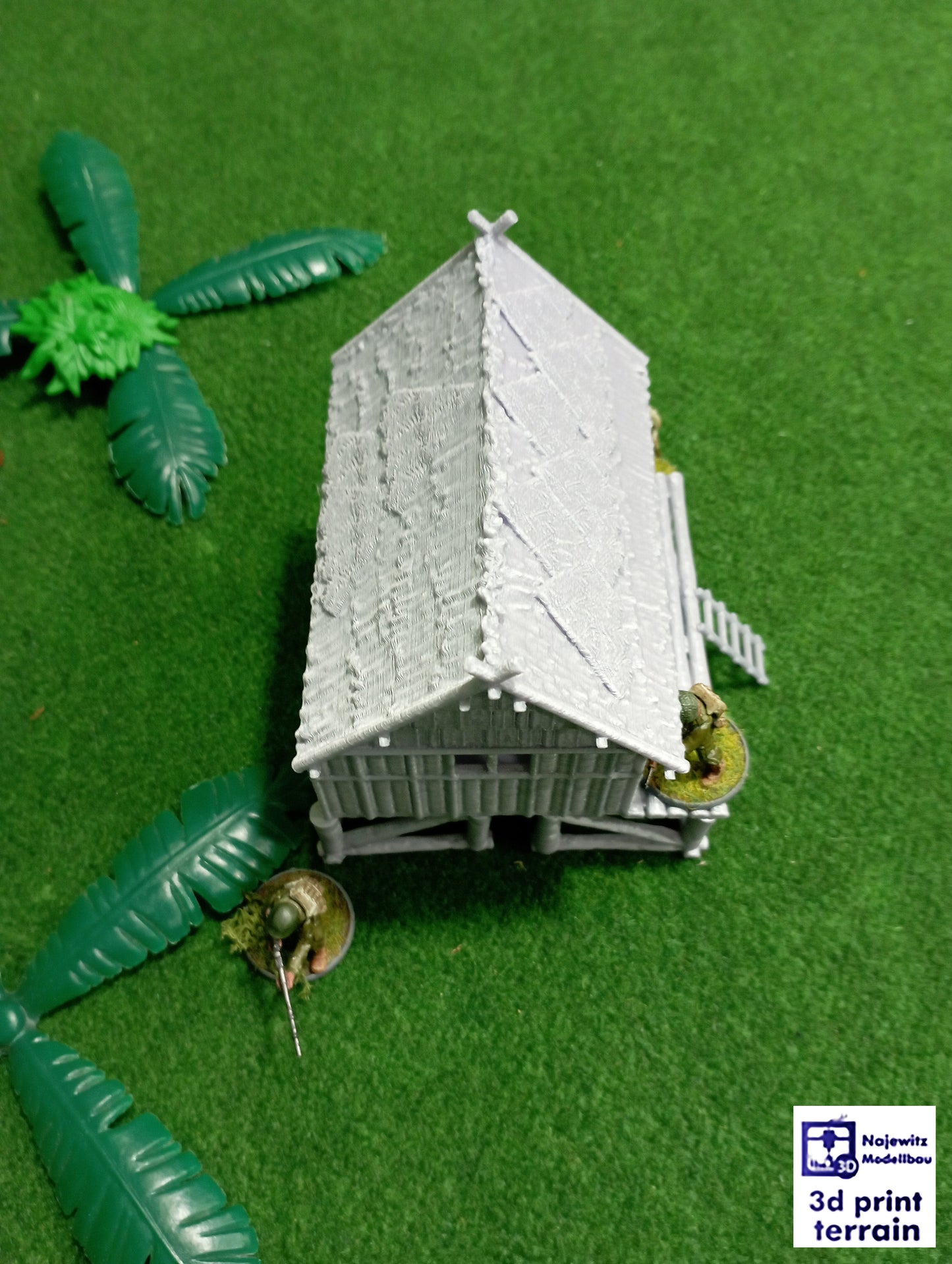 Pacific Hut 5