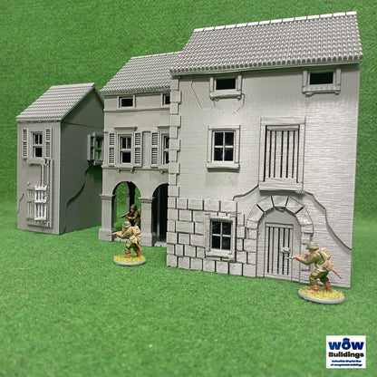 Kelly's Heroes House 01